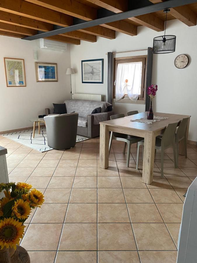 Ely Hause Apartment Calmasino Luaran gambar