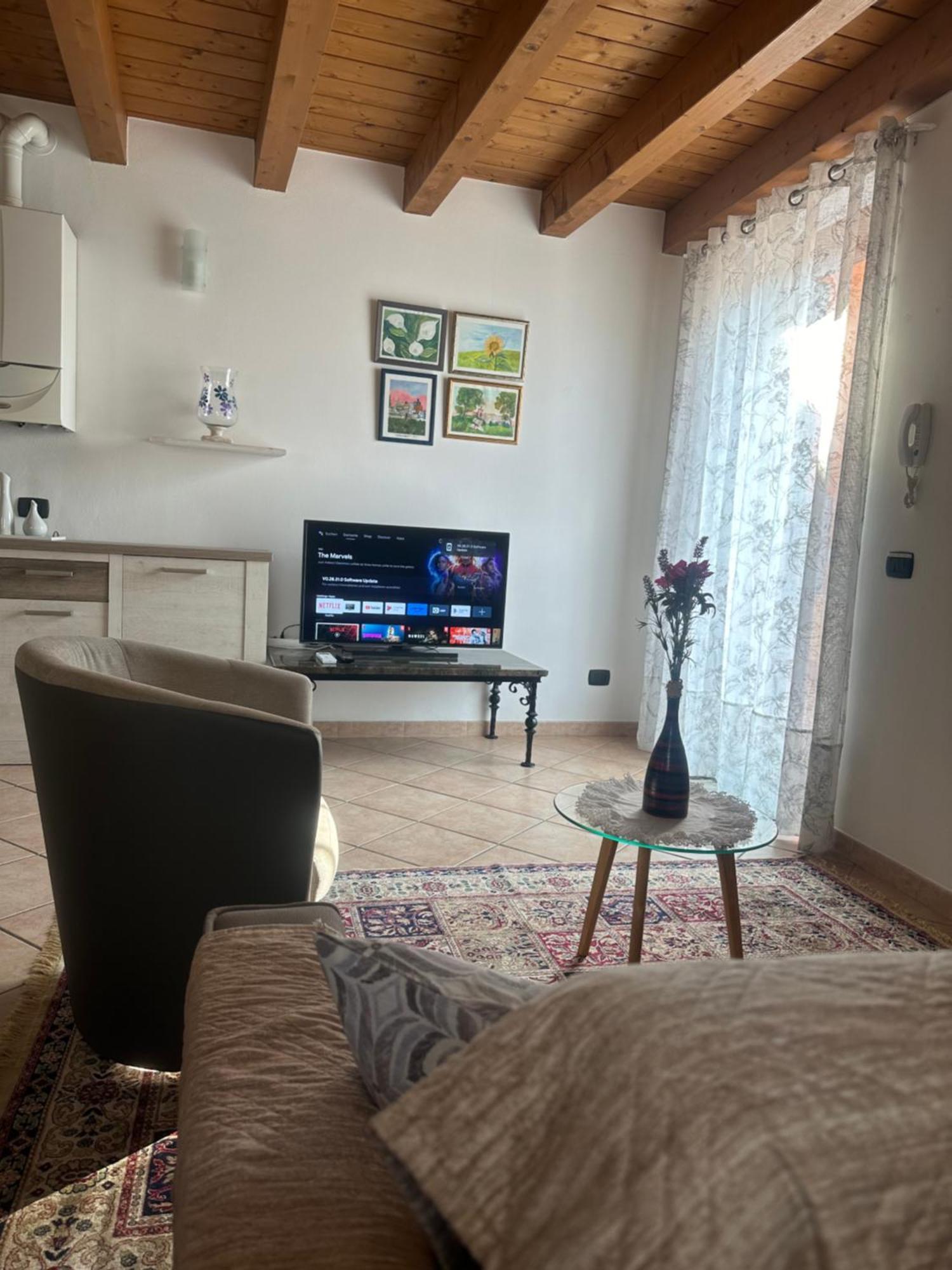 Ely Hause Apartment Calmasino Luaran gambar